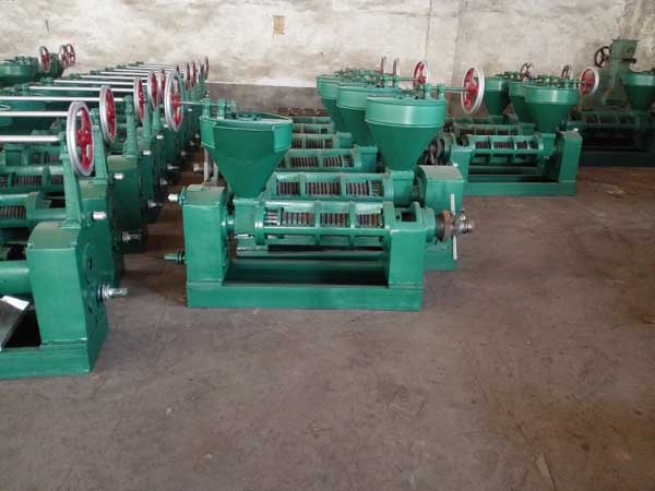 雙象榨油機倉庫實拍